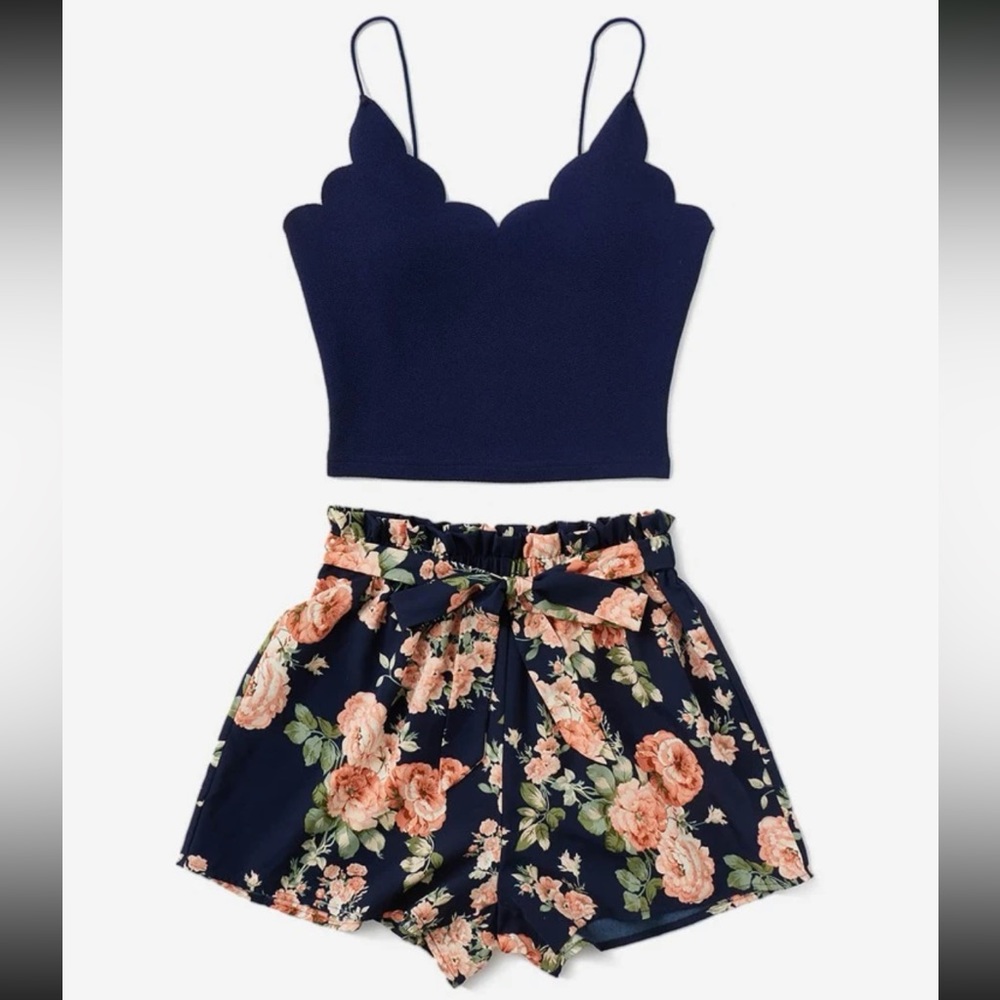 Boho scallop trim cami top and floral print paper bag waist shorts 2 piece set - Picture 3 of 10